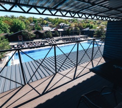 Просторный комфорт с балконом в City creek