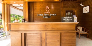 пляж Клонг Кхонг: Курортный отель Lanta Nice Beach Resort