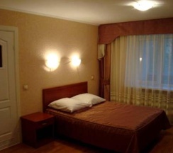 Номер полулюкс с 1 двуспальной кроватью в Оптималь