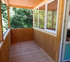 Апартаменты с 2 комнатами с балконом в Тихая гавань