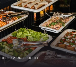 Зеркальный дом в Pinewood resort&SPA