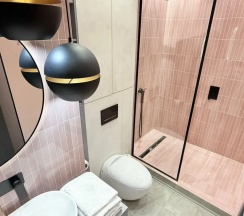 Апартаменты c 1 комнатой с видом на город в Апартаменты Deluxe Радиус Централ Хаус на Малышева 42а