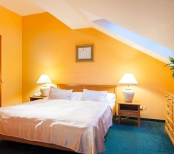 Четырёхместный номер Standard в Bohemia Plaza Residence