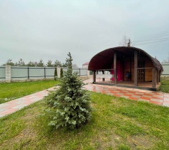Коттедж с мангальной зоной в Песчаный берег