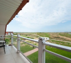 Стандартный номер на двоих гостей с балконом и видом во двор (корпус К ) в Оптимист