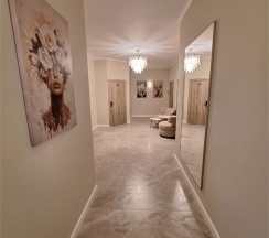 Премиум Люкс с кроватями TWIN/DBL и большой террасой с видом на горы в Цитрус