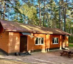 Одноэтажный коттедж Дом Лисицы на 6 гостей в Командор