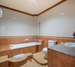 Двухместный номер Deluxe двуспальная кровать в Memory Karon Resort