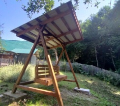 Четырехместная студия (двуспальная и 2 односпальные кровати) в Лесной