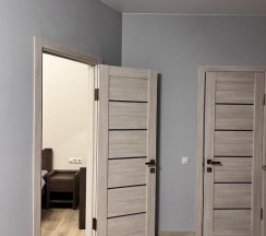 Апартаменты с балконом в Алина