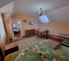 2-х этажный двухкомнатный в Райский уголок