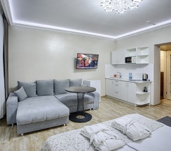 Двухместные апартаменты 5 с видом на парк двуспальная кровать в Exclusive Hotel&Apartments