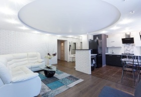 Апартаменты 3-комн. апарты в самом центре города на проспект. Победителей 1 в Минске