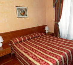 Двухместный номер Standard двуспальная кровать в Buonarroti Home