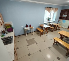 "Эволюция", эконом, двухместная, односпальные кровати, ТВ, WiFi, холодильник, декор, общие удобства, 2 этаж. в Дом Туриста в Саблино