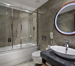 Двухместный люкс c 1 комнатой двуспальная кровать в DoubleTree by Hilton Hotel Istanbul - Piyalepasa