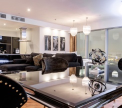 Rockmond 58 Luxuru 8 в Рокмонд