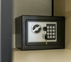 Семейный с 1 двухспальной кроватью и 1 односпальной кроватью в Арт Март