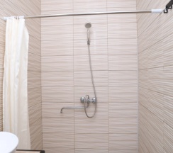 Шестиместные апартаменты с красивым видом из окна в Аибга