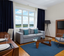 Апартаменты с 1 спальней и видом на реку в Radisson Завидово