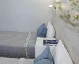 Номер LOFT Grey с 1 или 2 кроватями в Loft&Home Apartments