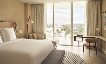 Четырёхместный номер с видом на город Лодердейл в Four Seasons Hotel and Residences Fort Lauderdale
