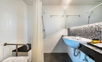 Двухместный номер Superior двуспальная кровать в The Legacy Hotel