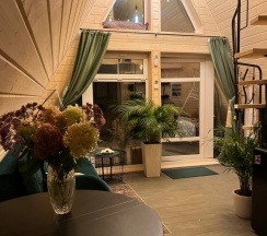 Двухместные апартаменты Deluxe с видом на реку двуспальная кровать в Fraubu.camp