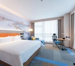 Двухместный номер Deluxe Business (двуспальная кровать) в Hampton by Hilton Guangzhou Jinshazhou