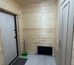 Дом отдельный благоустроенный трехместный с кухней в Место силы