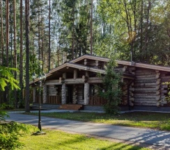 Коттедж «Серый Кардинал» в Царство-Королевство