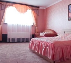 Номер стандарт улучшенный с 1 двуспальной кроватью в Ельцовский