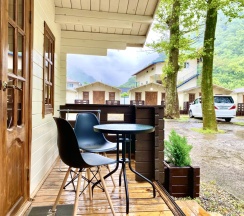 Коттедж с красивым видом из окна в Александрия