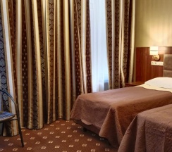 Улучшенный двухместный номер с одной двуспальной или двумя односпальными кроватями в My Favourite Garden Hotel