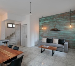 Коттедж в Downtown cottage 3 floors- sea view