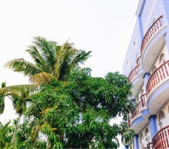 Двухместный номер Standard с видом на озеро двуспальная кровать в Mui Ne Alena Bungalow Hotel