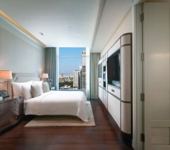 Двухместный полулюкс двуспальная кровать в Oriental Residence Bangkok