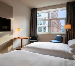 Двухместный номер 2 отдельные кровати в Hilton Cologne