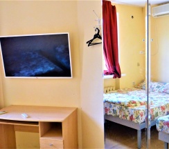 Дом: 5 комнат, Кухня, Джакузи, Душ, 2 туалета, 9 кроватей в Реальное место отдохнуть