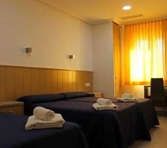 Трёхместный номер Standard в Hostal Conchita Legazpi