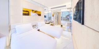 Гонконг: Отель Regala Skycity Hotel by Regal Hotels