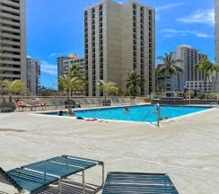 Апартаменты в Waikiki Banyan #3810-T2