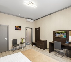 Стандарт с кроватью «Queen-size» в Parallel Congress by Stellar Hotels Krasnodar