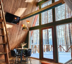 Дом 1618 в Шелест Inn