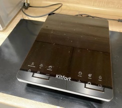 Апартаменты с балконом и с красивым видом из окна в Квартира студия Верхняя Пышма