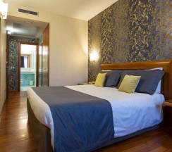 Двухместный номер Superior двуспальная кровать в Hotel Palace Verona