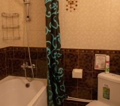 Семейный в Yellow hotel