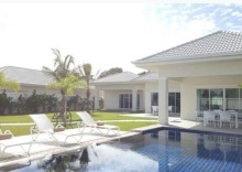 Вилла с 4 комнатами в Hua Hin Pool Villa with 4 Bedrooms L50