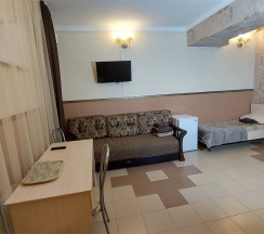 4-х местный стандарт в цоколе в Розмарин