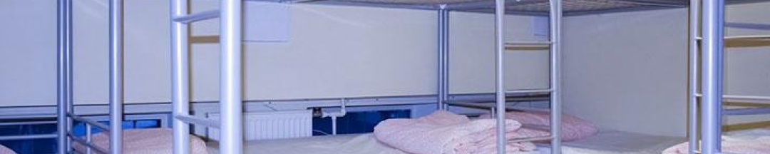 Кровать в 8-местном общем номере в Travel Hostel